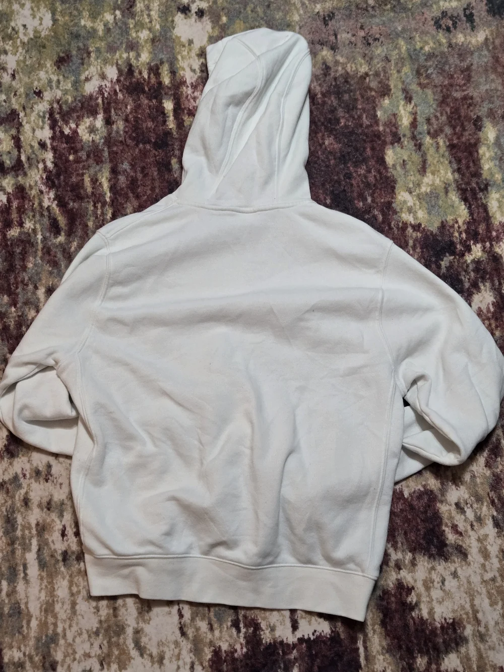 Nike Men’s White Pullover Hoodie